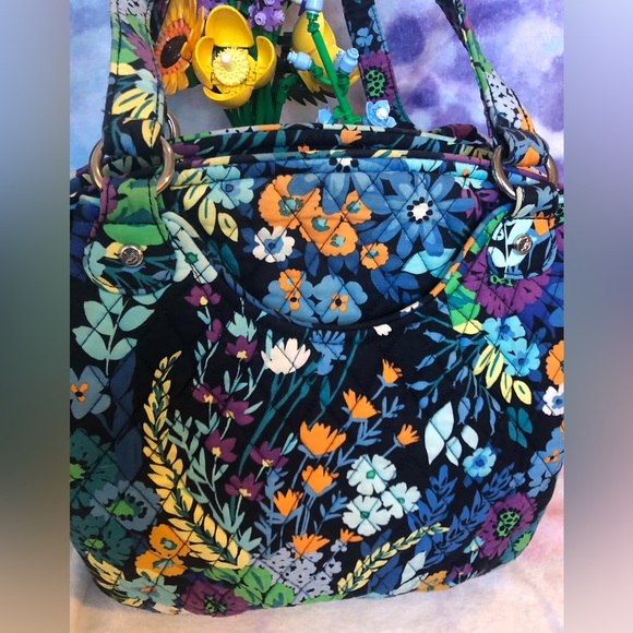 Vera Bradley Tote - Picture 6 of 15